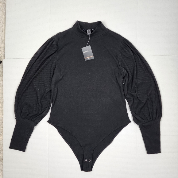Forever 21 Plus Bodysuit Ribbed Black Knit Puff Long Sleeve NWT Size 2X - Picture 16 of 16